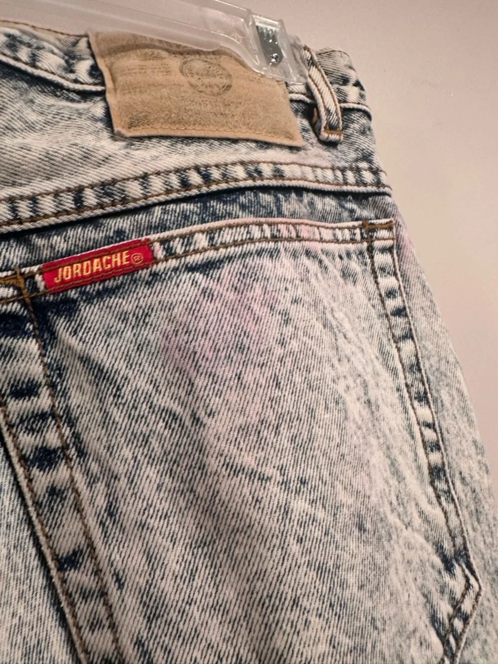 Jordache Men’s Slim Acid Wash Gray Jeans - Picture 15 of 16